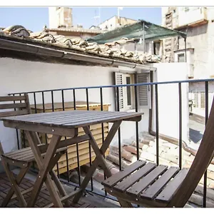 Apartment M9 Pantheon Attic 11, Rome