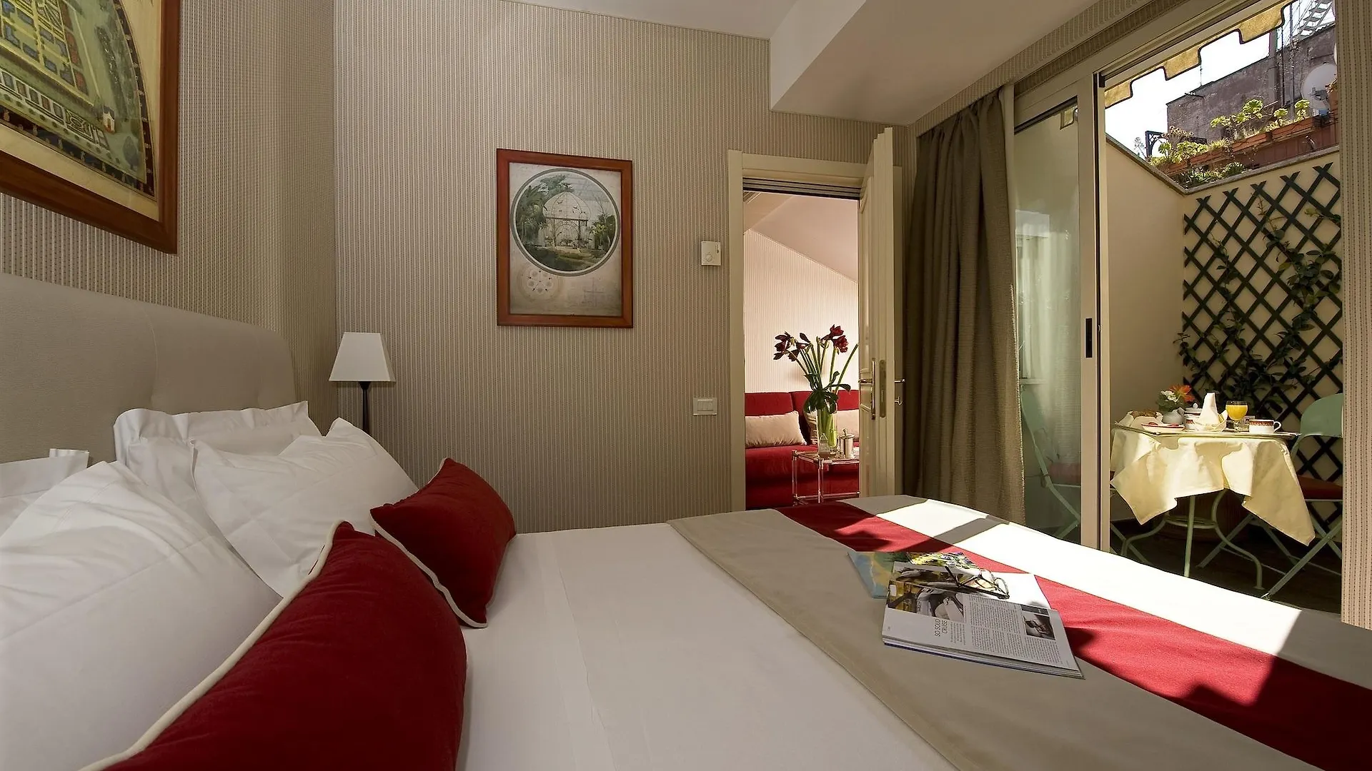 Hotel Dei Borgognoni Rome 4*,