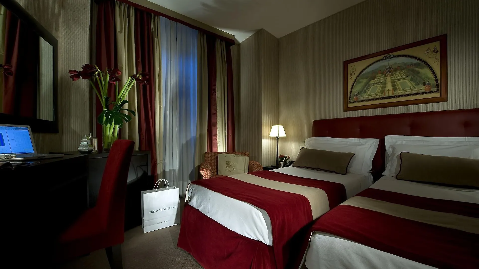 Hotel Dei Borgognoni Rome Italië