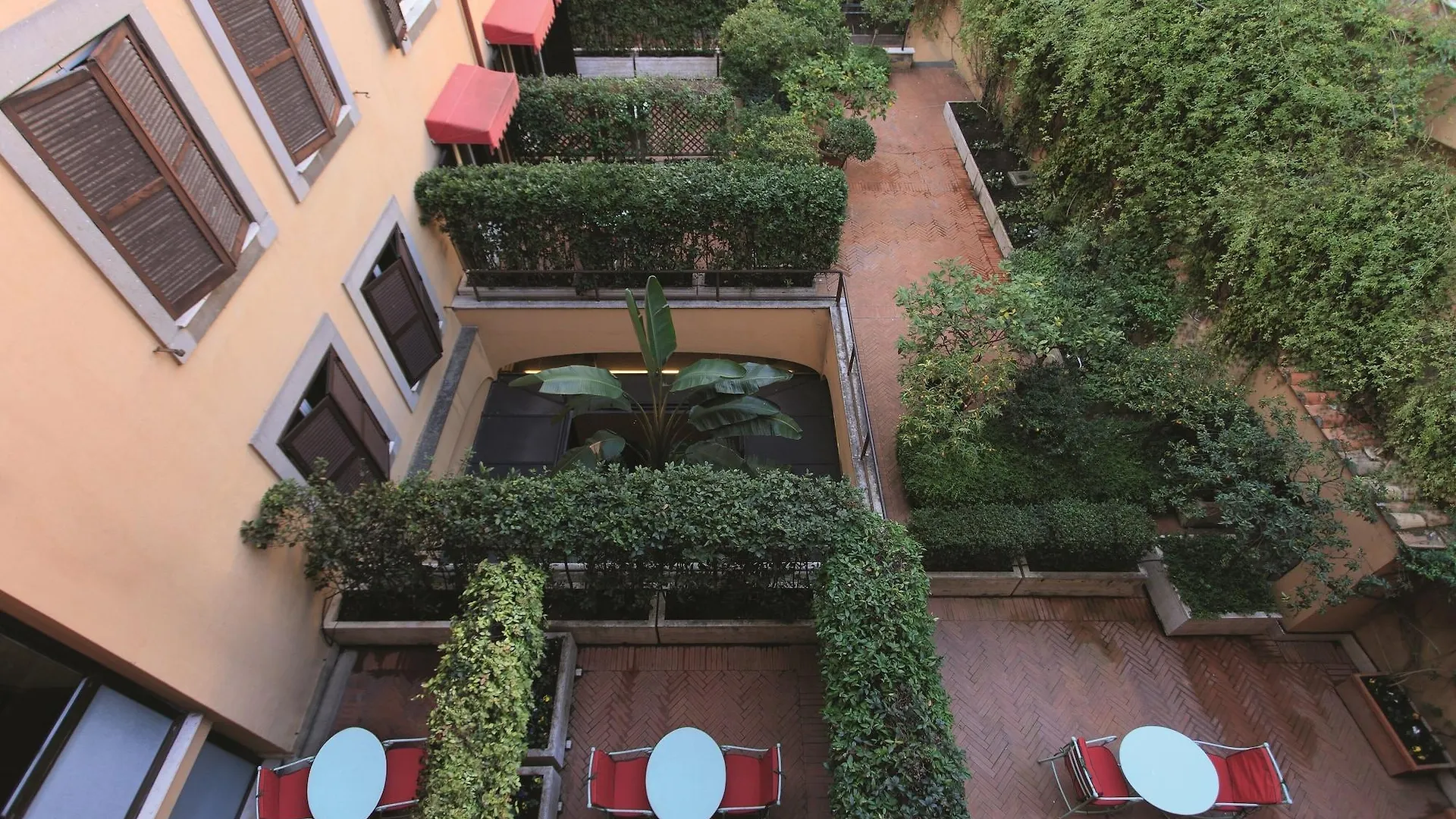 Hotel Dei Borgognoni Rome