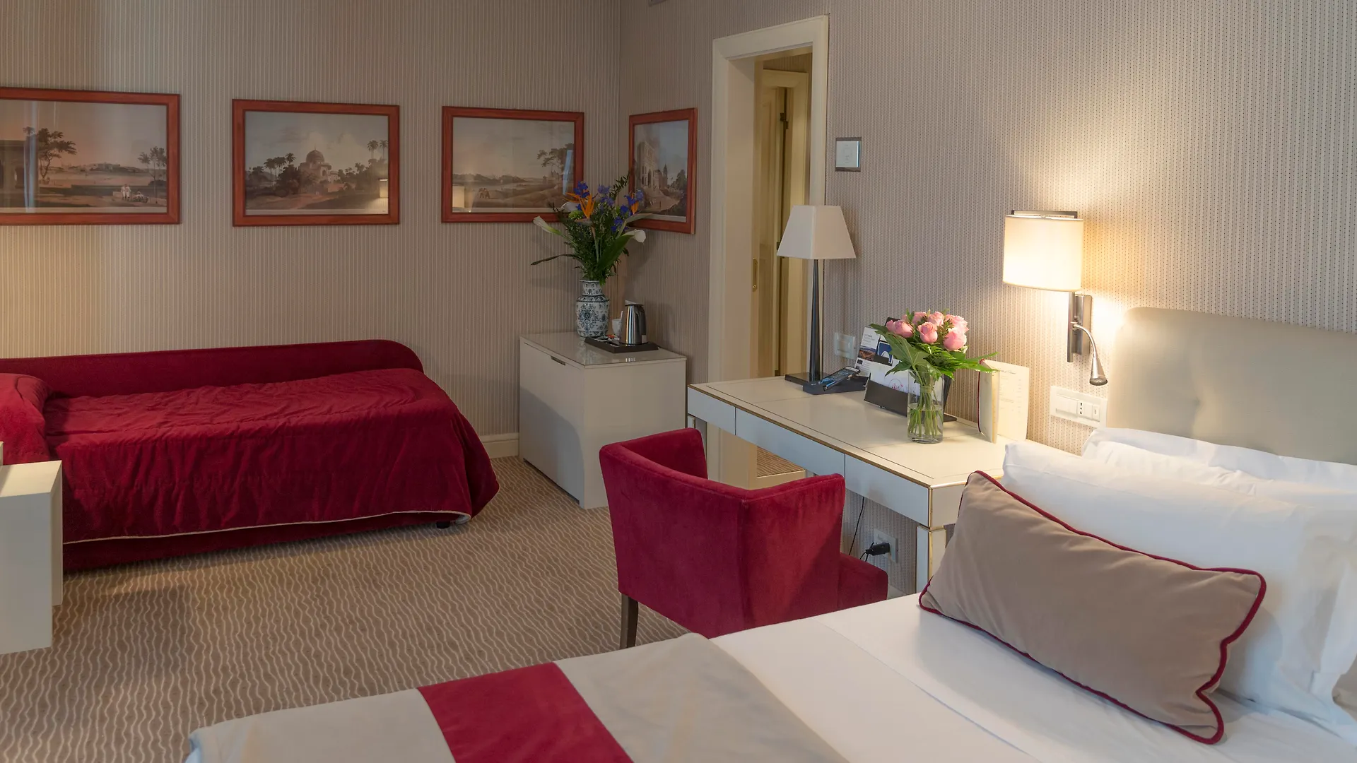 Hotel Dei Borgognoni Rome Italië